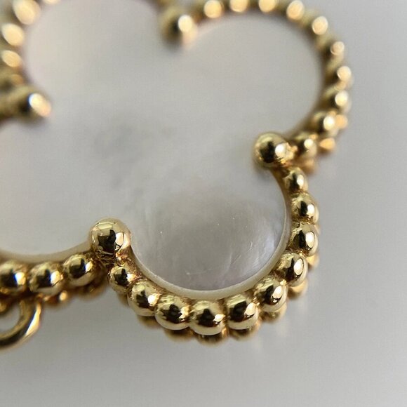 Van Cleef & Arpels Vintage Alhambra Yellow gold shell Necklace - Picture 11 of 12